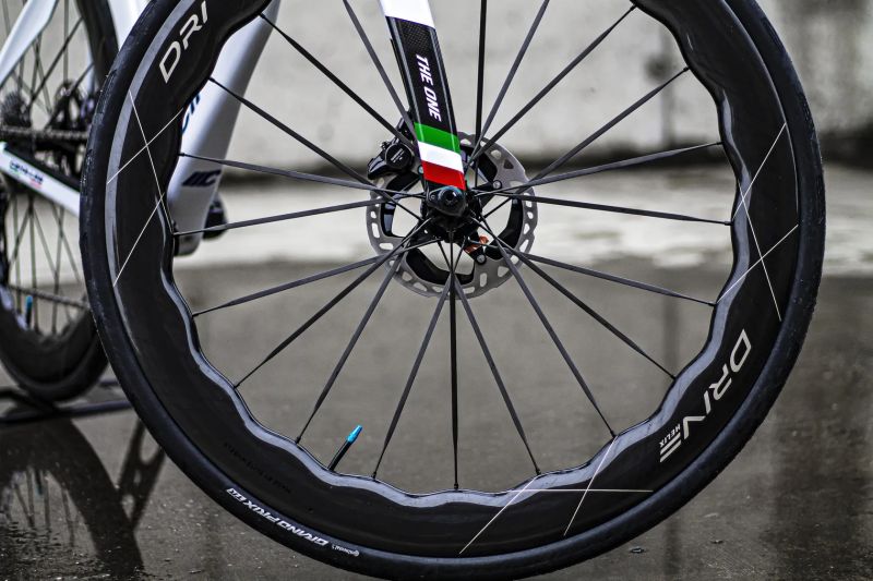 Cipollini THE ONE RB1K, Shimano Dura-Ace Di2 2x12, Drive Helix Carbon