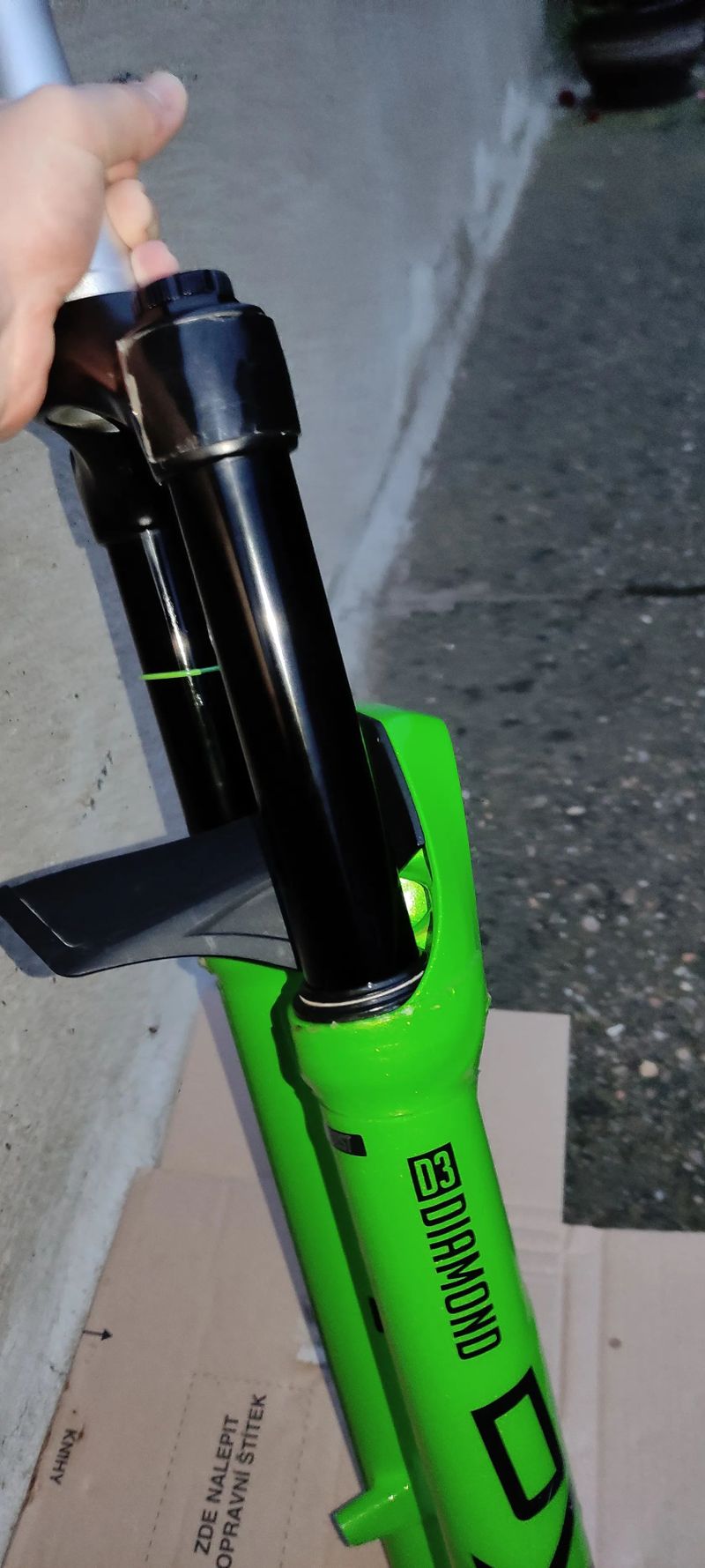 DVO Diamond D3 29'' - 140mm !!TOP STAV!!