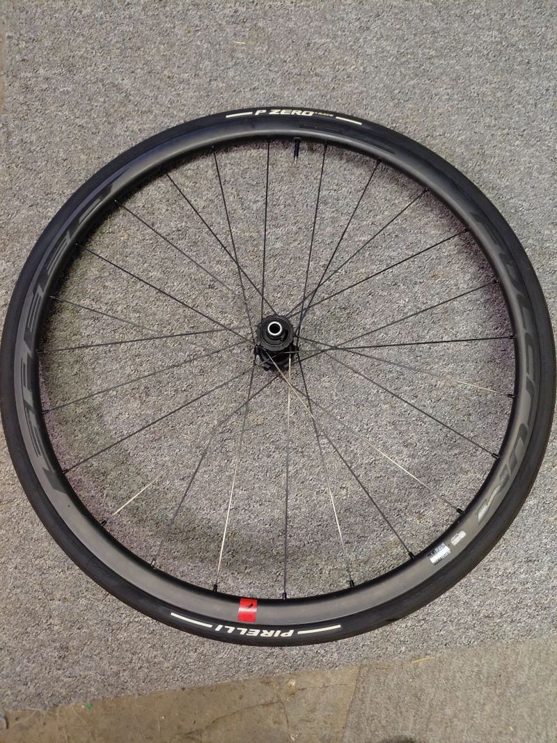Sada kol FULCRUM Speed 25 DB 28“