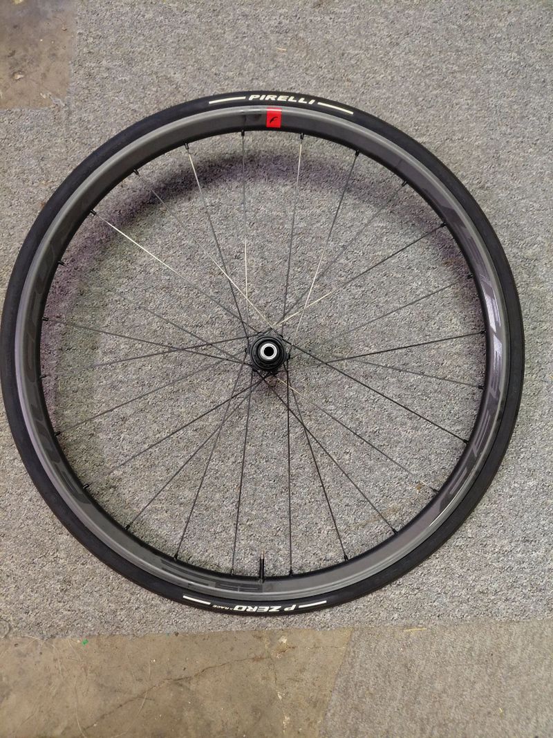 Sada kol FULCRUM Speed 25 DB 28“