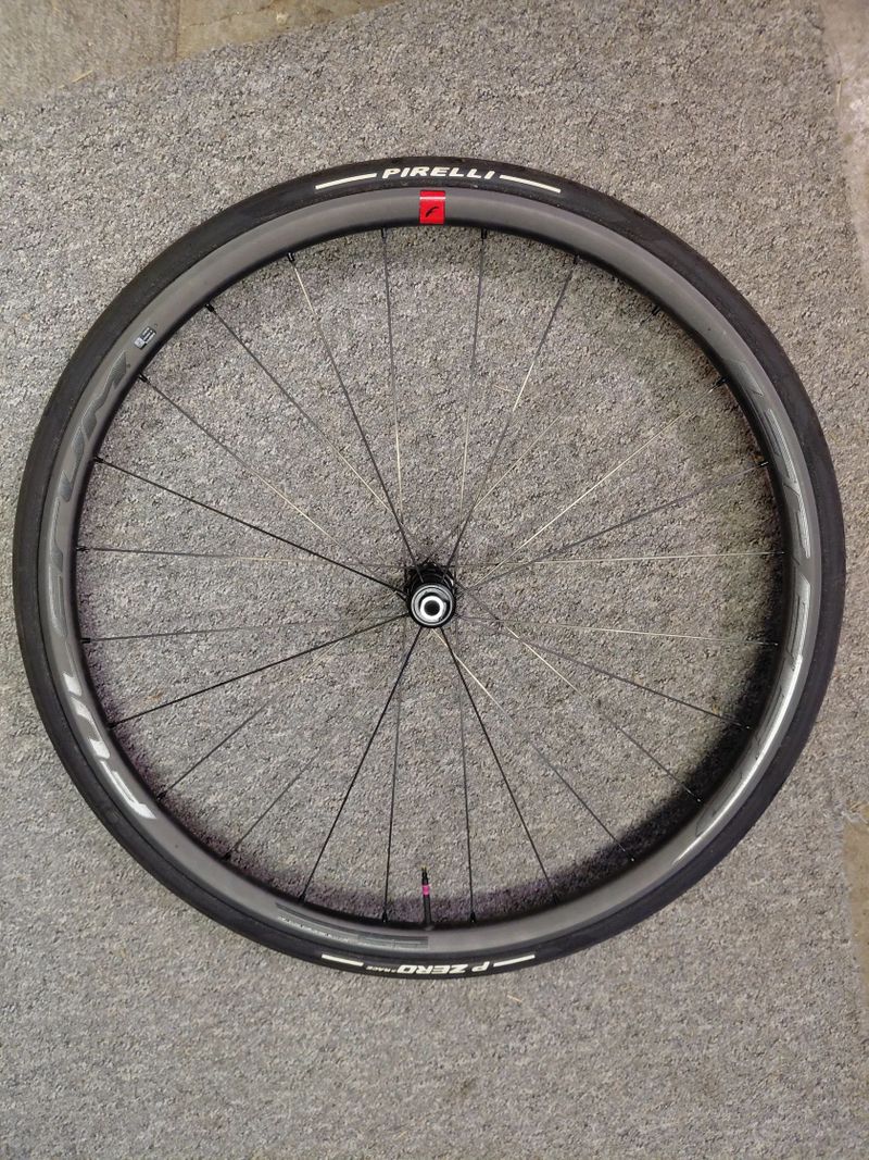 Sada kol FULCRUM Speed 25 DB 28“