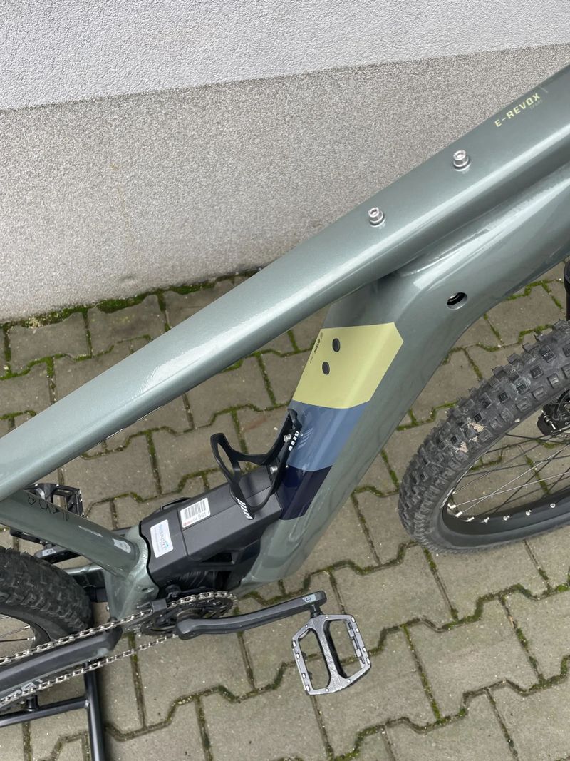 Elektrokolo Bergamont E-REVOX SPORT velikost L - záruka 