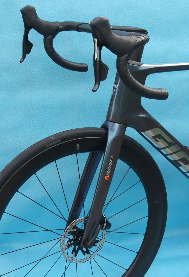 GIANT Propel Advanced Pro 0 2025 – závodní aero silnička - NOVÁ