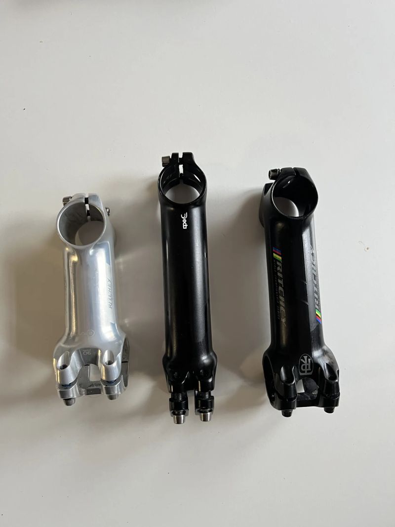 Představec Deda (140mm, 8D) a Ritchey (120mm,6D a 90mm,6D), TOP STav