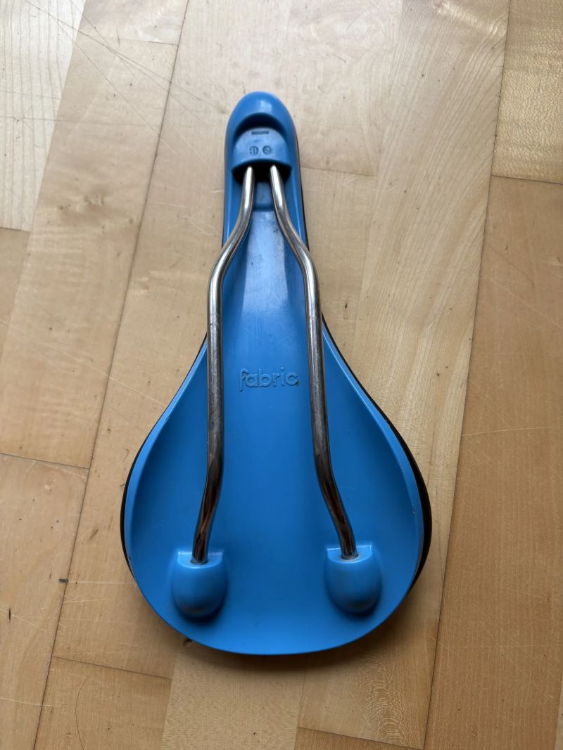 Fabric scoop