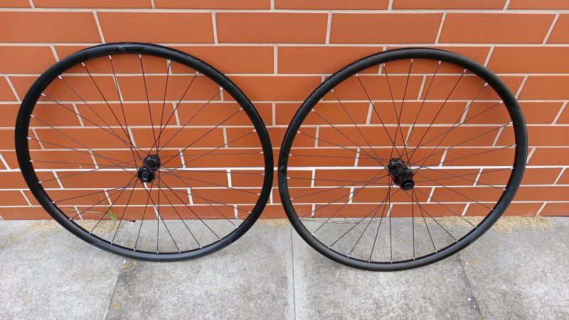Karbonová silnička CUBE Agree C:62, Shimano 105, vel. 60