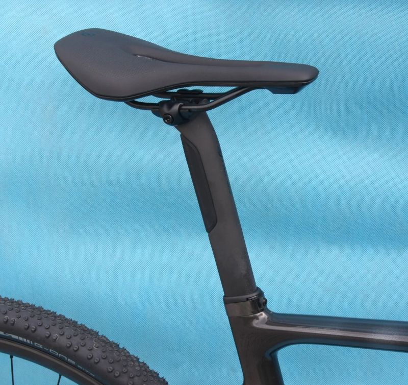 SCOTT Addict Gravel 40 2025 – moderní karbonový gravel na GRX 12-speed – NOVÝ