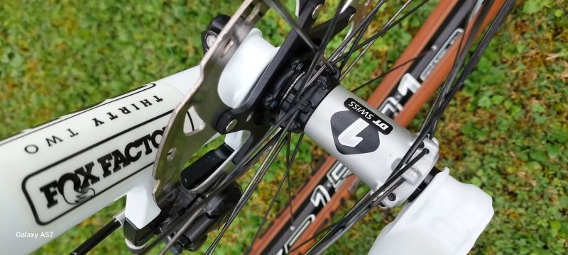 BMC TEAMELITE 2 v. M
