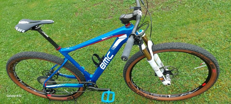 BMC TEAMELITE 2 v. M