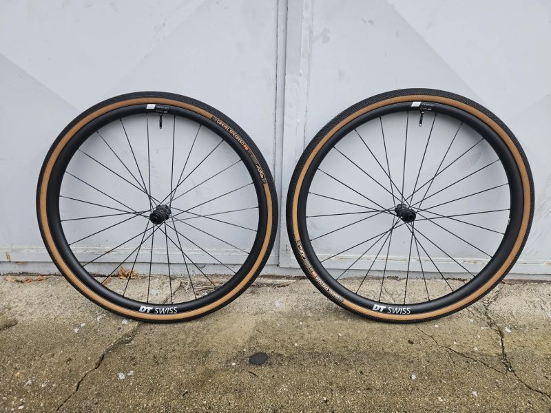 DT Swiss GR 1600 Spline 25 + Tufo Speedero 40
