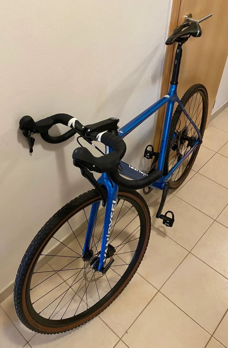Van Rysel RCX (1. generace) – L, Shimano GRX 1×11, karbon, tubeless, 9,3 kg