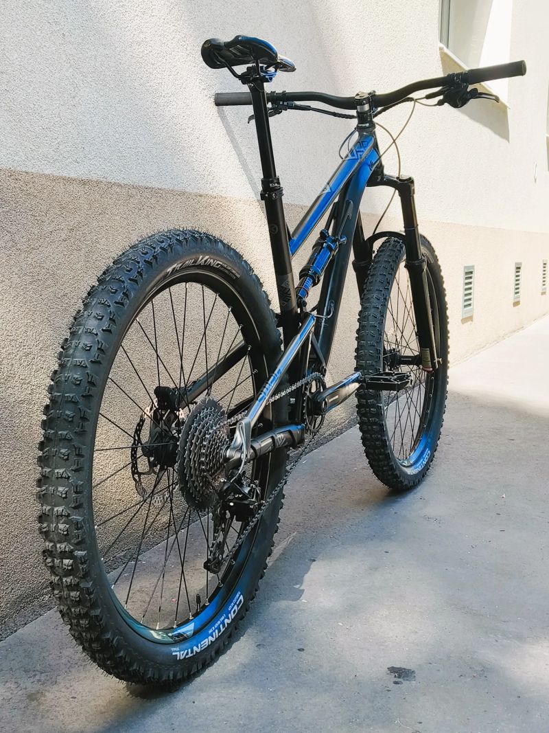 Kellys Swag 10, vel. M, zdvihy 170/165 mm, 27,5", 2021