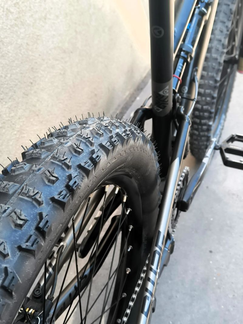 Kellys Swag 10, vel. M, zdvihy 170/165 mm, 27,5", 2021