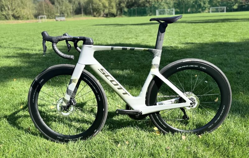 Scott Foil RC, Ultegra Di2 Wattmetr, vel. 54