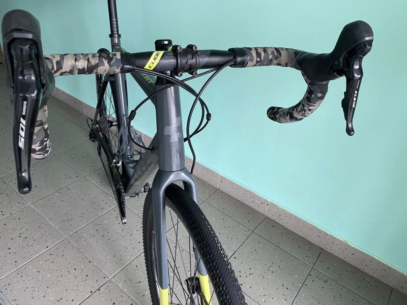 Cube CROSS RACE PRO grey'n'flashyellow