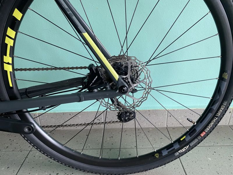Cube CROSS RACE PRO grey'n'flashyellow