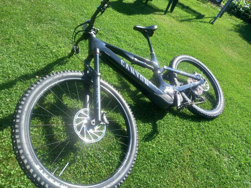 Canyon SPECTRAL ON 900 Wh CARBON