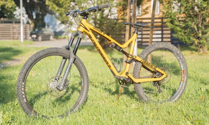 2018 COMMENCAL META AM V4.2 ORIGIN