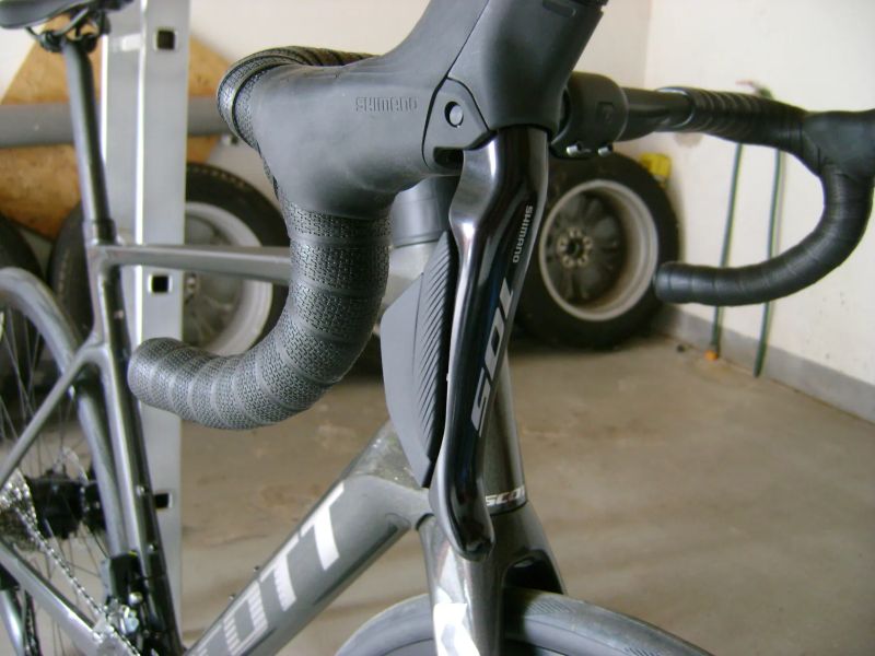 Scott Addict RC eRide 20 (Shimano Di2 105)