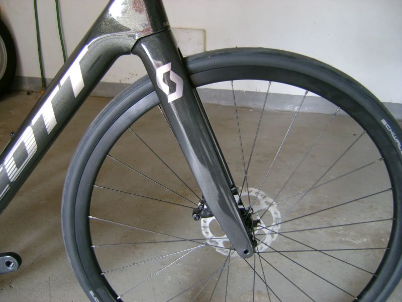 Scott Addict RC eRide 20 (Shimano Di2 105)