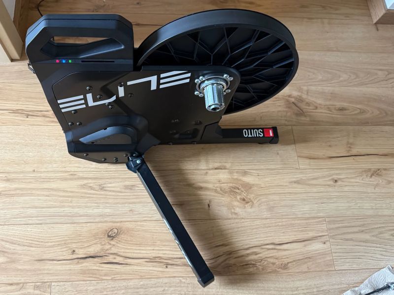 Elite Suito-T s podložkou a chráničem rámu
