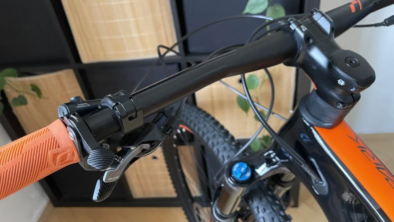 Scott Spark 920 carbon / vel.M / Eagle GX 1x12 / teleskop