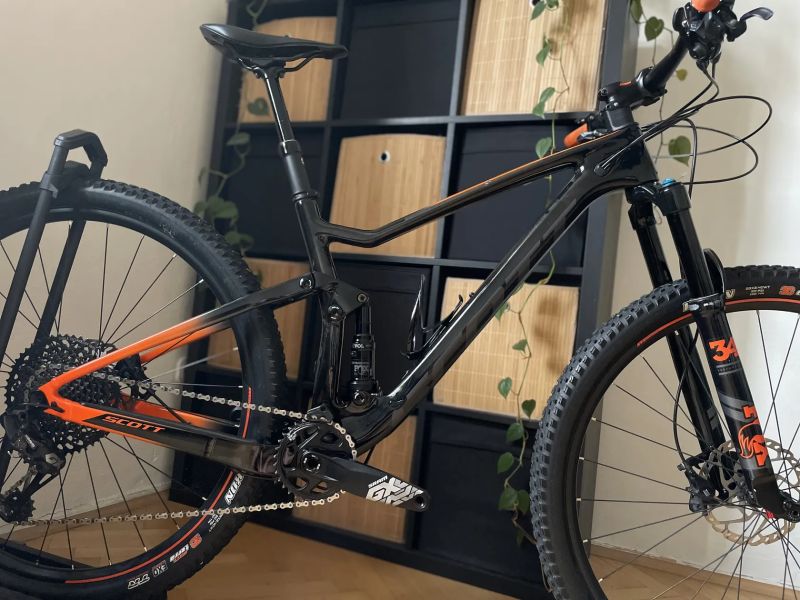 Scott Spark 920 carbon / vel.M / Eagle GX 1x12 / teleskop