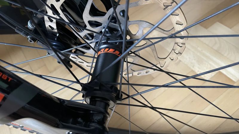 Scott Spark 920 carbon / vel.M / Eagle GX 1x12 / teleskop