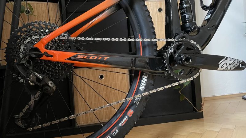 Scott Spark 920 carbon / vel.M / Eagle GX 1x12 / teleskop