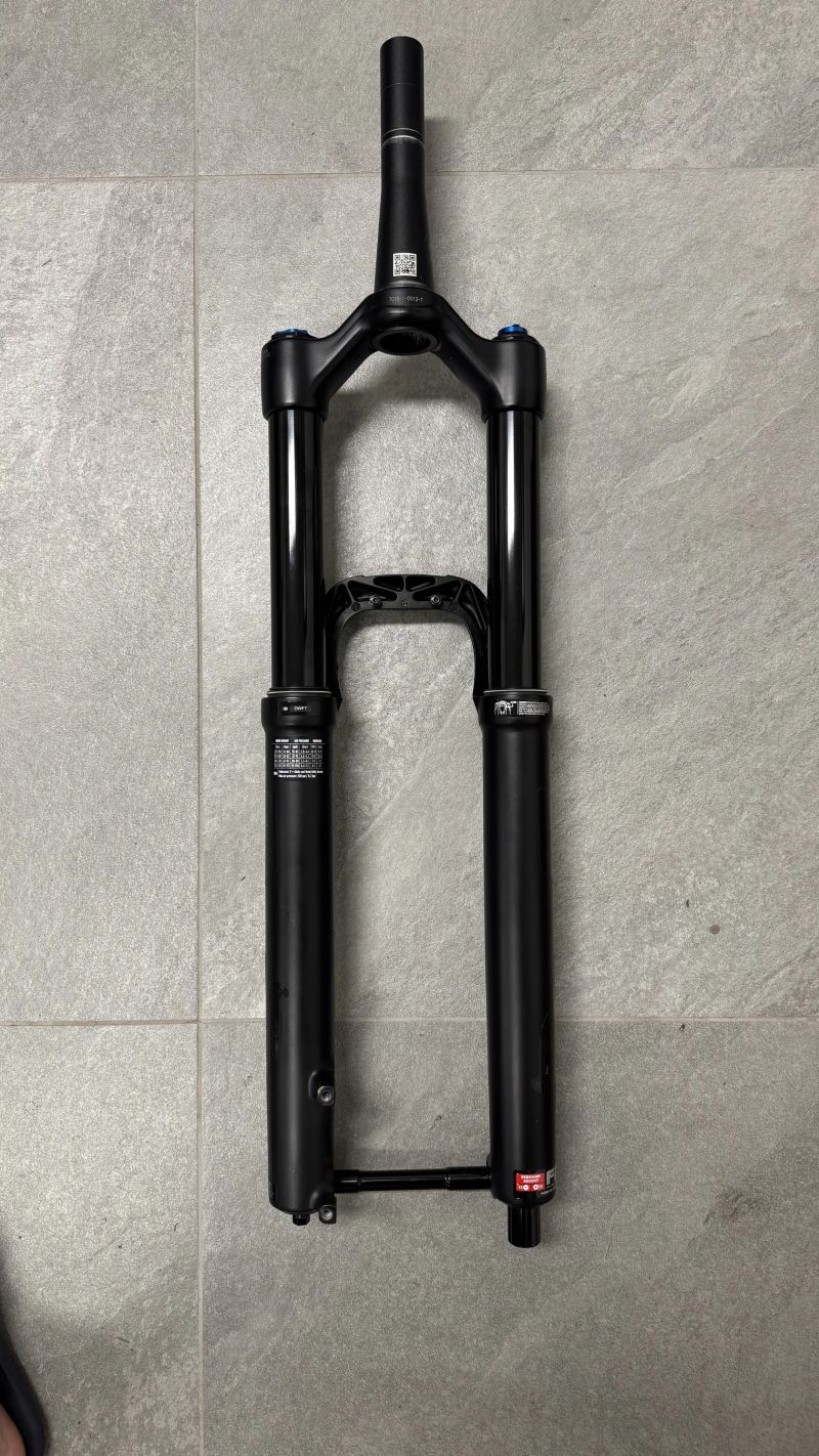 Vidlice FOX 36 Performance Elite, 170mm