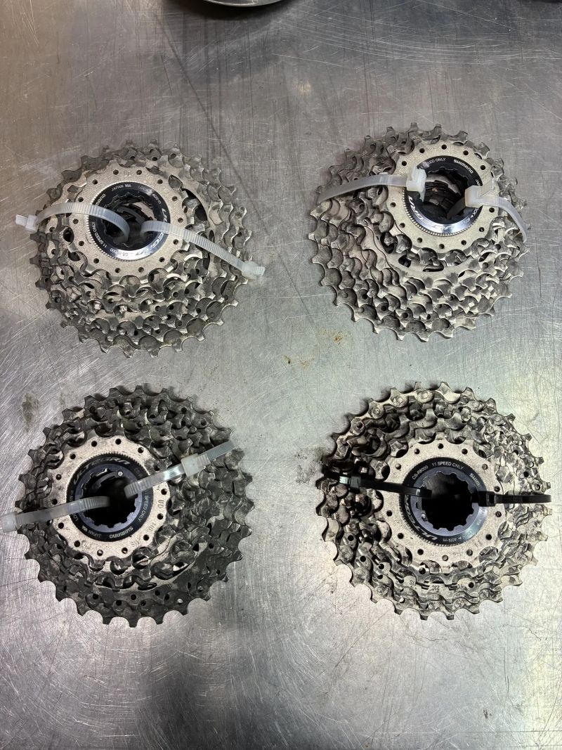 Kadetská kazeta Shimano 11s 14-28 zubů
