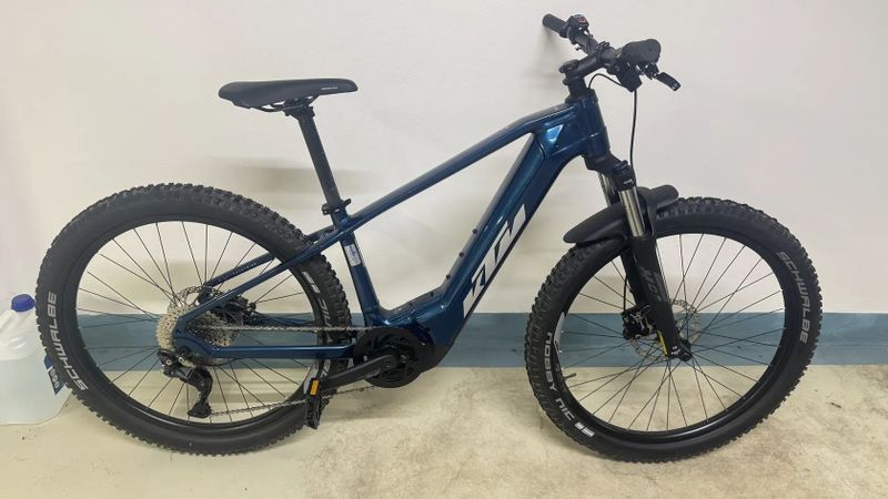 KTM MACINA 671