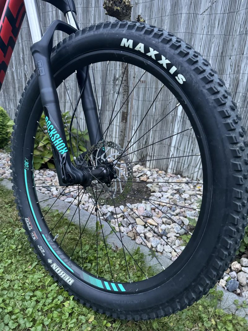 Scott Genius 750 Moc pěkné (M)