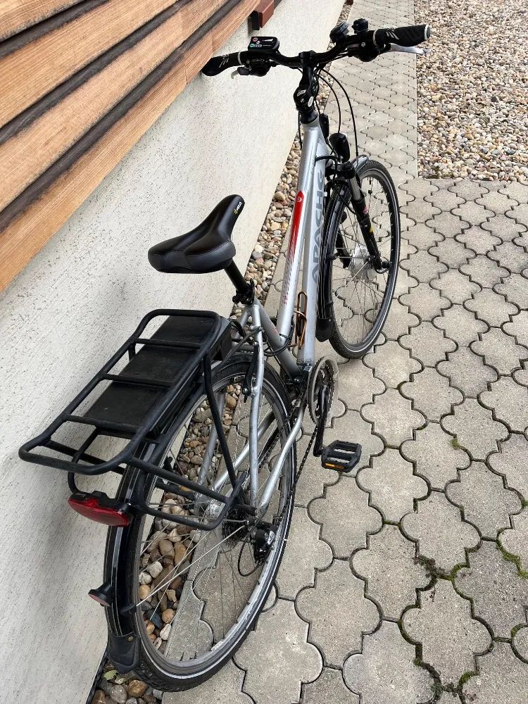 Prodám dámské elektrokolo Apache Elba vel. M