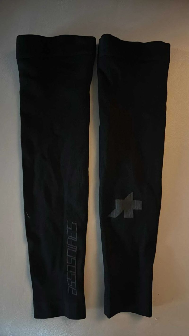 Assos