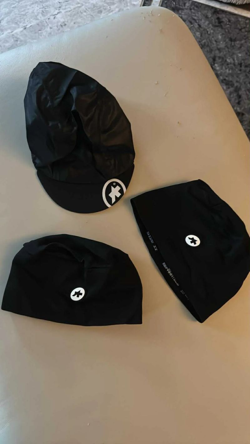 Assos