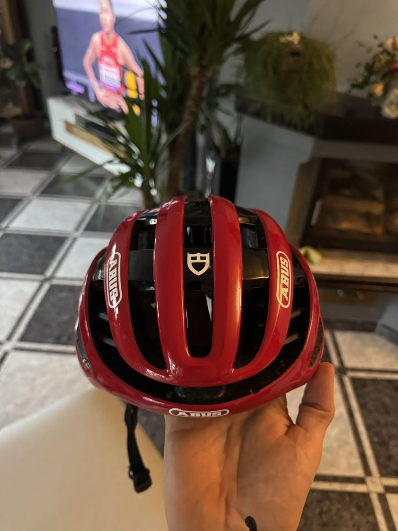 Assos