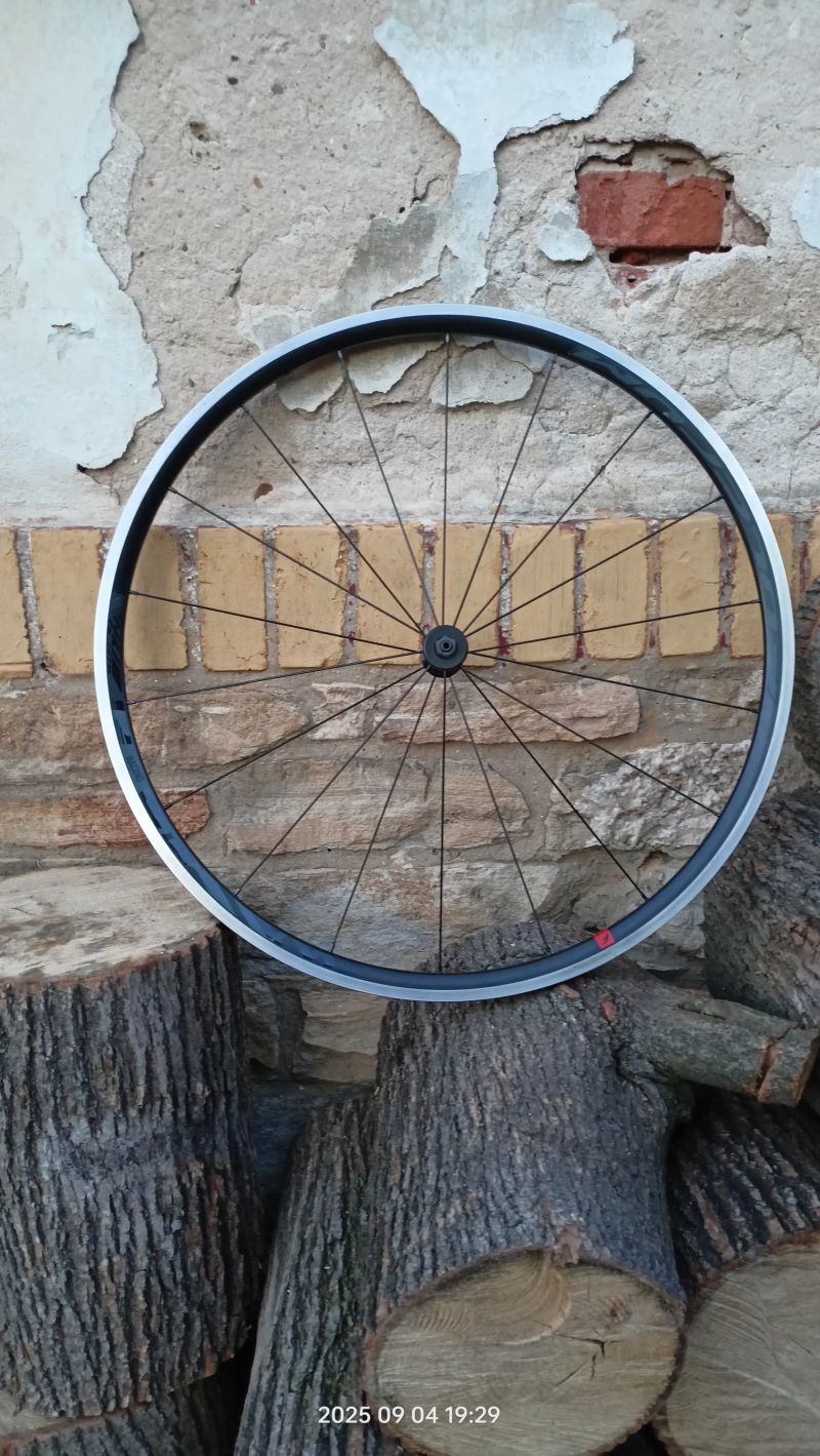 Ráfky Fulcrum 900 DB Racing