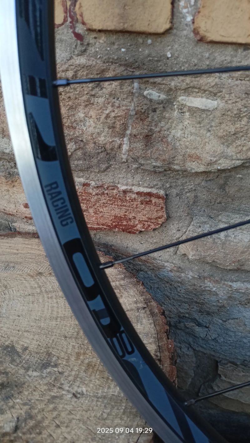 Ráfky Fulcrum 900 DB Racing