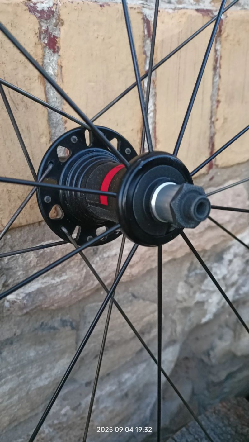 Ráfky Fulcrum 900 DB Racing
