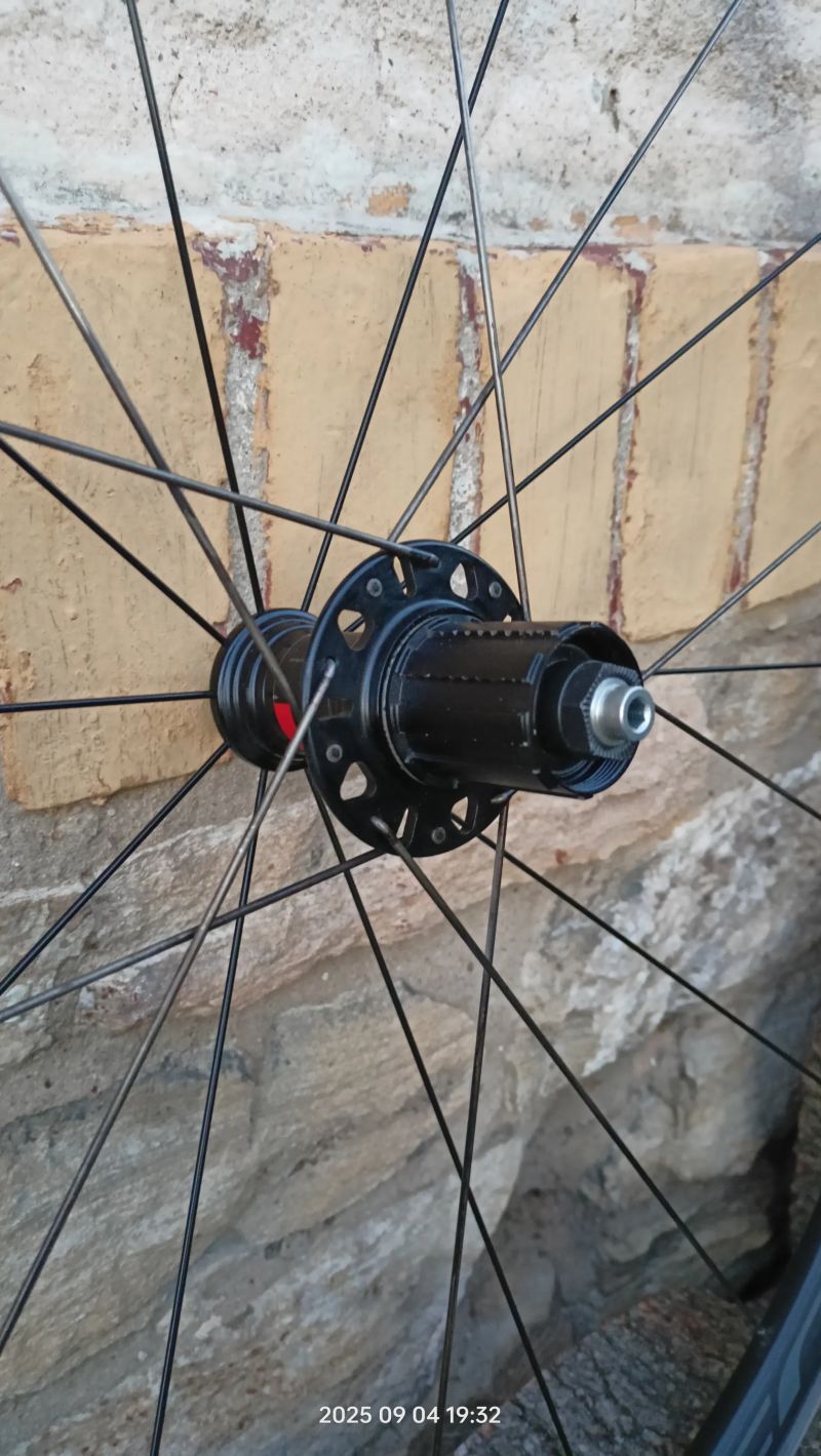 Ráfky Fulcrum 900 DB Racing