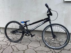 Bikrosové kolo