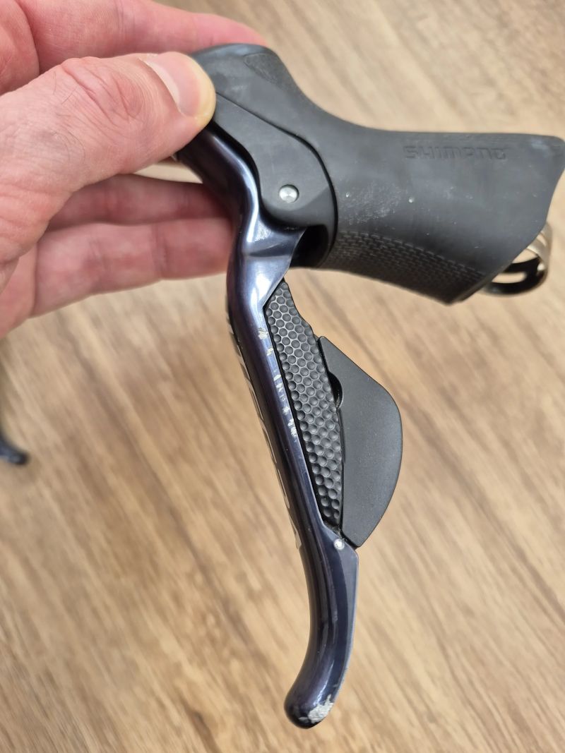 Řadící a brzdové páky ST-6870 (Di2) 