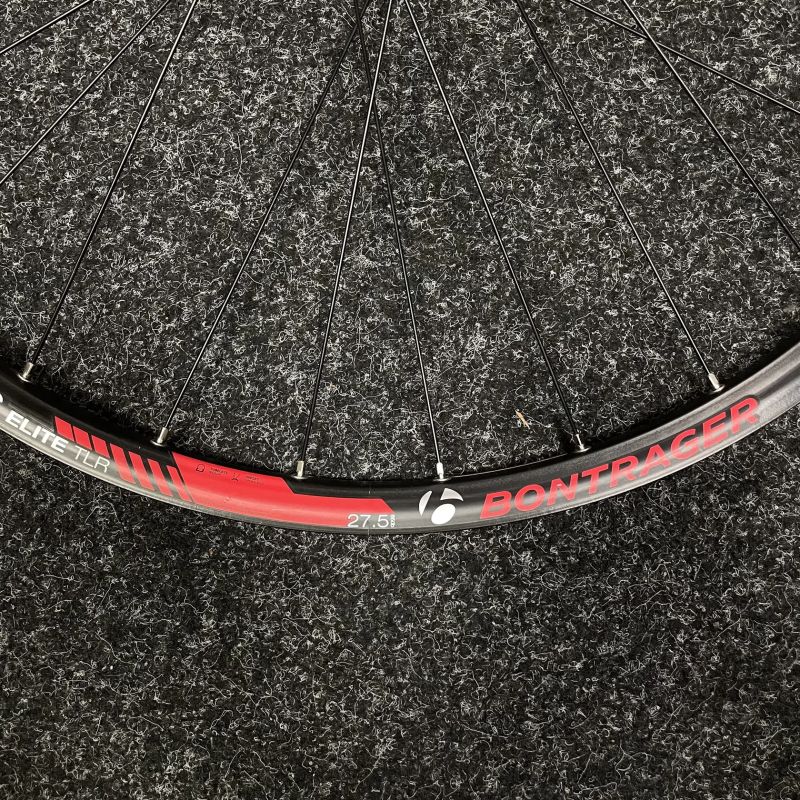 Výprodej nového kola Bontrager Mustang Elite TLR 27,5