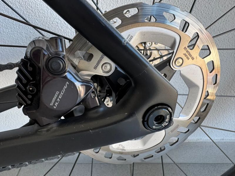 Colnago V4Rs UAEmirates