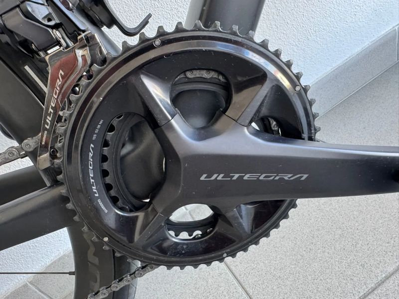 Colnago V4Rs UAEmirates