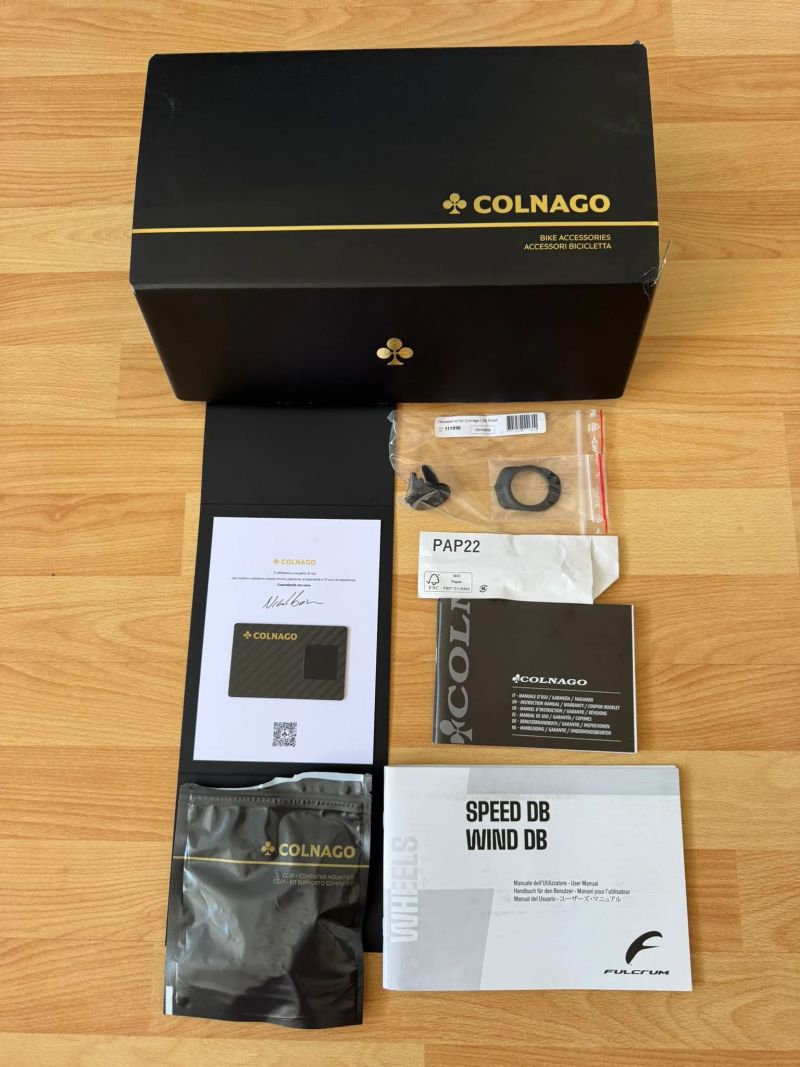 Colnago V4Rs UAEmirates