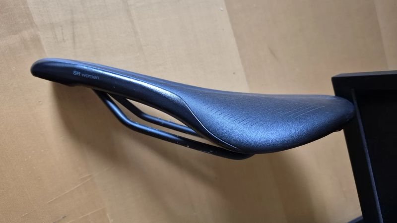 Sedlo Ergon SR Pro Women - stealth