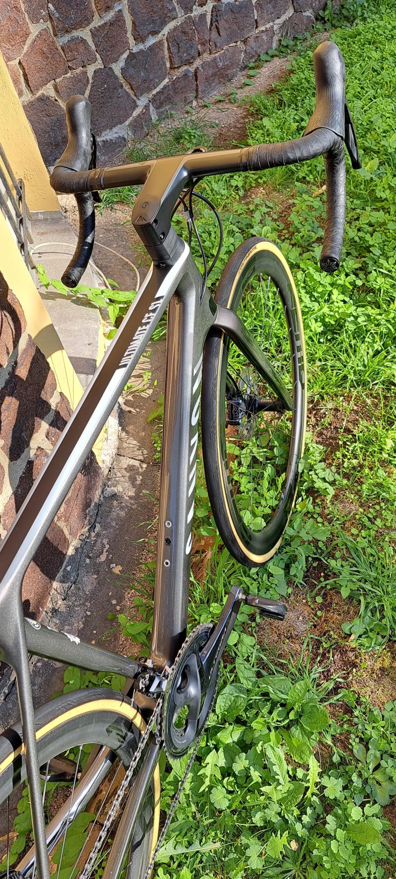 Canyon Ultimate CF SL Disc 8.0