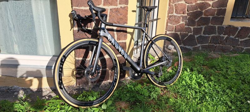 Canyon Ultimate CF SL Disc 8.0